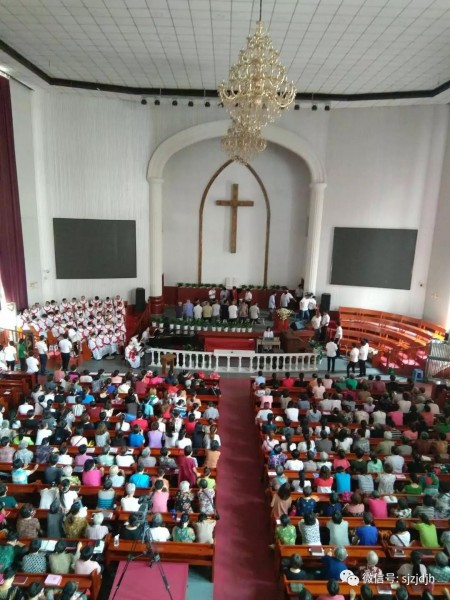 People received baptism in Shijiazhuang Church, July 22, 2018. 