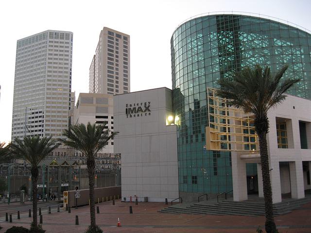 IMAX 