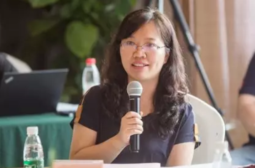 Ling Chunxiang spoke in Amity's board meeting on Sept 16, 2018.