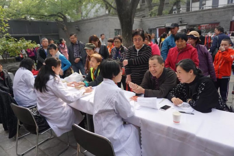 Beijing Chongwenmen Church held a health counseling for elderly Christians on Oct. 14, 2018, 
