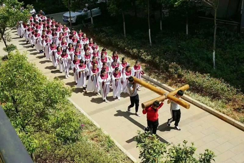 Yunnan Theological Seminary held a traditional Good Friday procession on April 19, 2019. 
