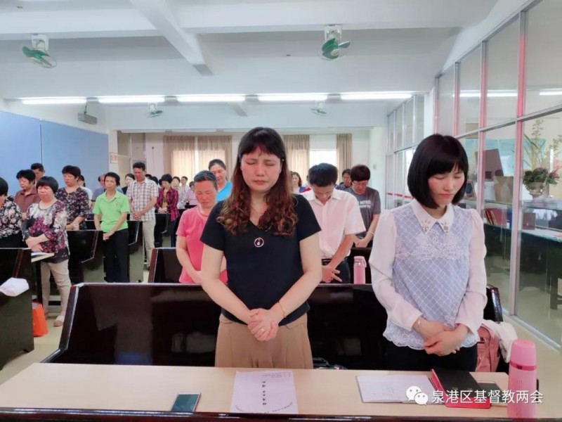 The summer Bible study for the pastoral staff, deacons, and volunteers of the church in Quan’gang District, Quanzhou, Fujian, was held in Meilin Church in May 2019. 