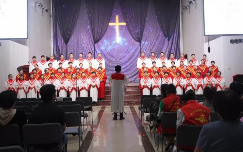 Zhu'en Church in Zhao county, Hebei held a worship & praise meeting in August 2019. 