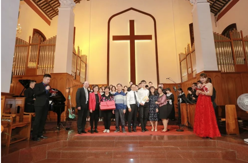 Recently more than 250 couples attended a Christian gathering for “Wedlock Day” in Guangdong. 