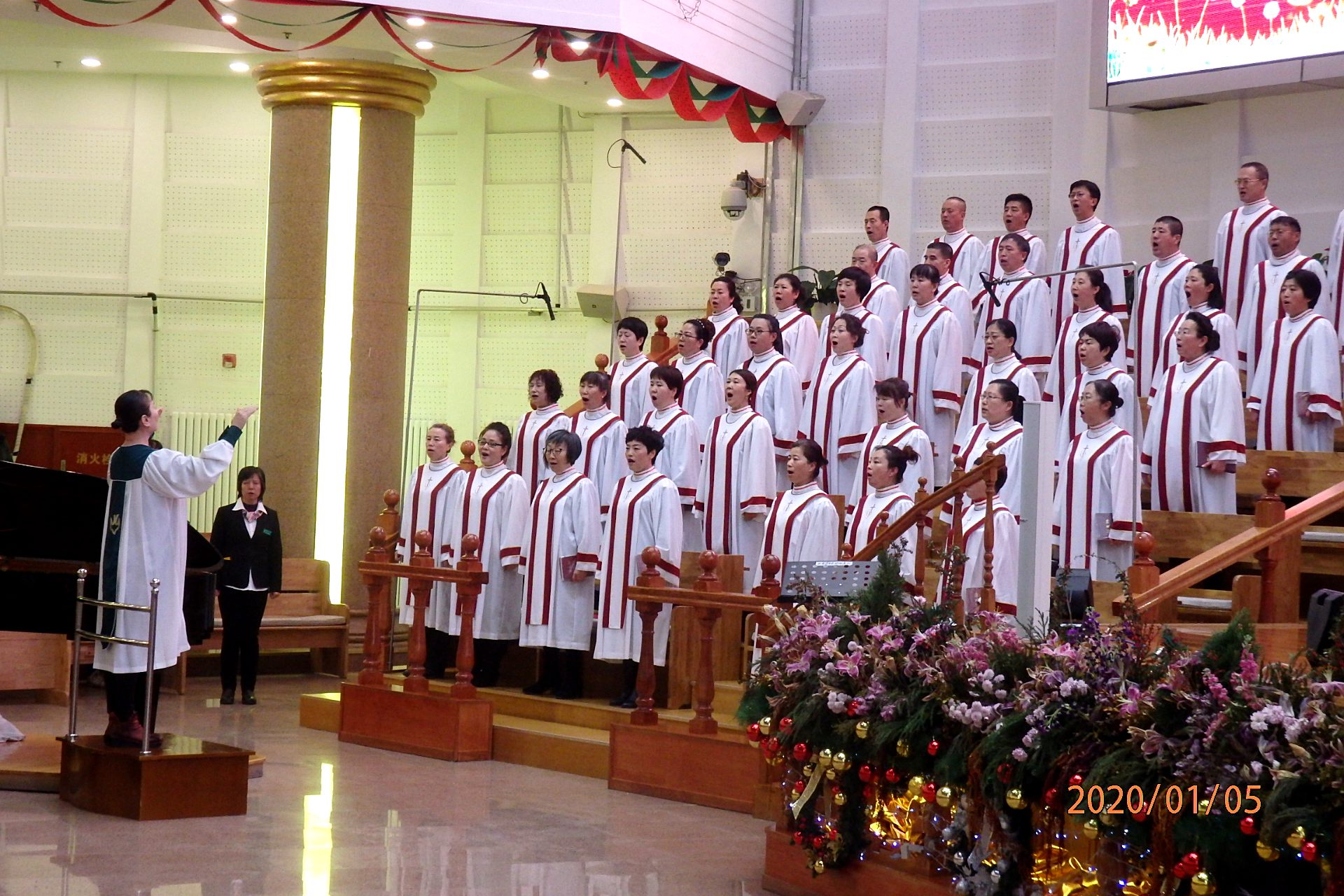 On Jan. 5, 2020, Dalian Fengshou Church, Liaoning held the first Sunday service of 2020. 