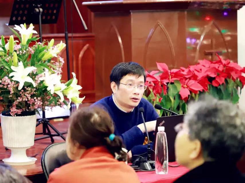Gu Mengfei, secretary general of TSPM, was invited to Huizhong Church in Shanghai to deliver a keynote speech on "The Status of International Christianity and Development Trend" on On Jan. 4, 2020,