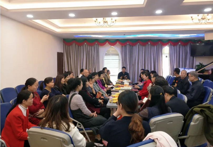 Shenzhen Xiangmihu Church of Guangdong province convened a year-end symposium for the mentors and small group leaders on Dec. 29, 2019. 