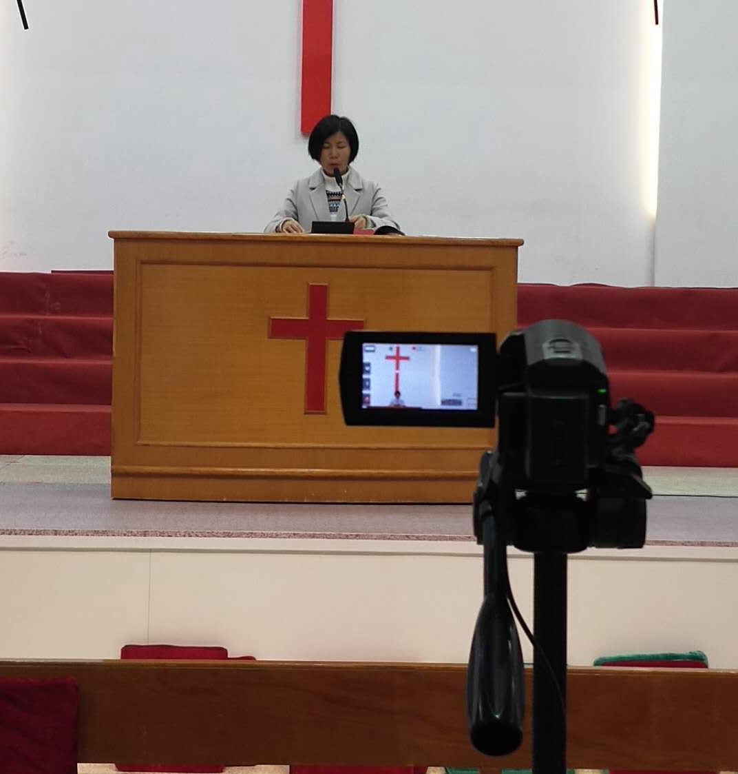 The Sunday service of Puyi Church in Zhangzhou, Fujian was being recorded in March 2020. 