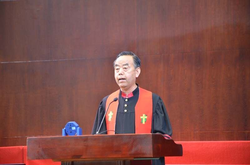 Elder Pian Xianhua preached in Shilipu Church in Baoji City on April 19, 2020