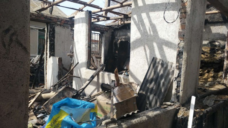 On April 22, 2020, the pastoral staff in Jilin came to heip the elderly Sui Shulan who suffered from fire.