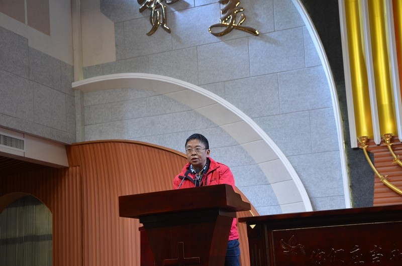 On June 21, 2020, the Father's Day, Pastor Xie Yuan preached in Dawning church, Baoji, Shaanxi.