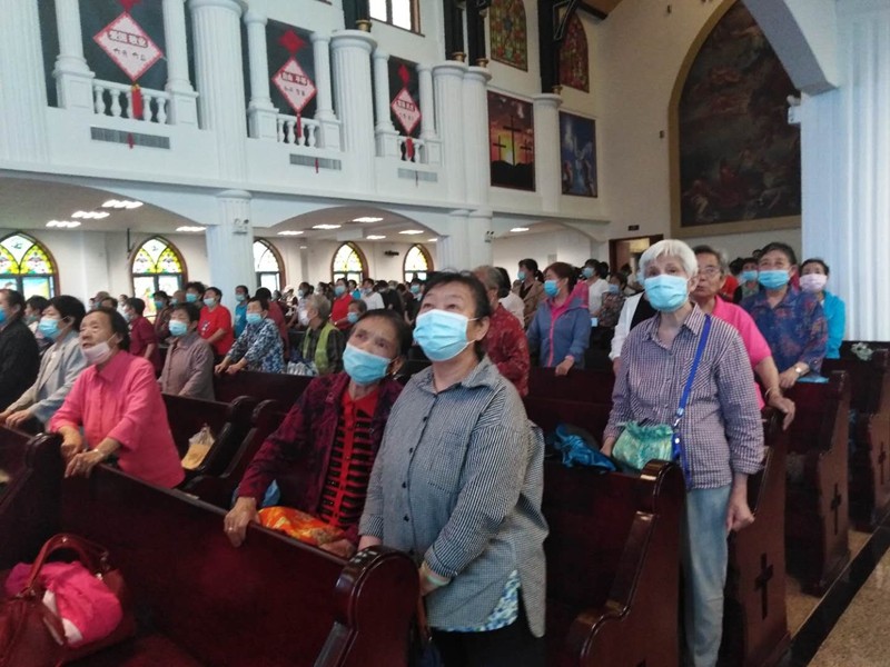 Baoji Shilipu Church held a special worship service to celebrate Father's Day on June 21, 2020.