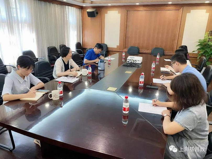 On September 3, 2020, Shanghai CC&TSPM held a heart- to -heart talks to the fellow workers before they entering the universities