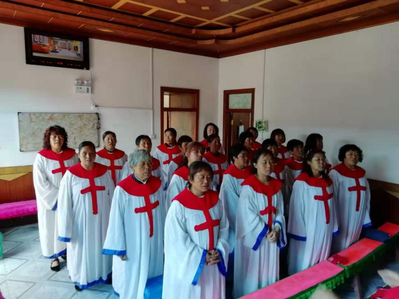 The elderly fellowship of Yaodu District Church in Linfen, China's northern Shanxi Province