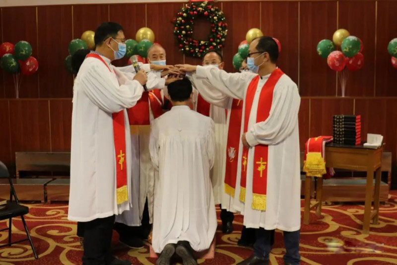 One pastoral co-worker was ordained as a pastor or curate in the Ji'an Gospel Church in Jiangxi Province on Sunday December 27, 2020.