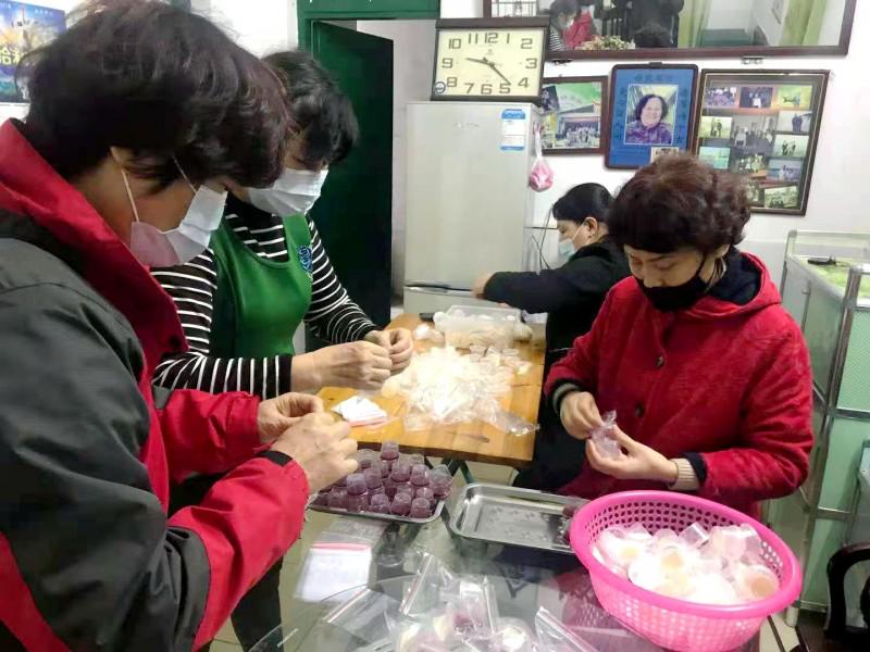 Christian women from Beihai Church in Guangxi Province packed the bread and grape juice for the online communion held on March 7, 2021.