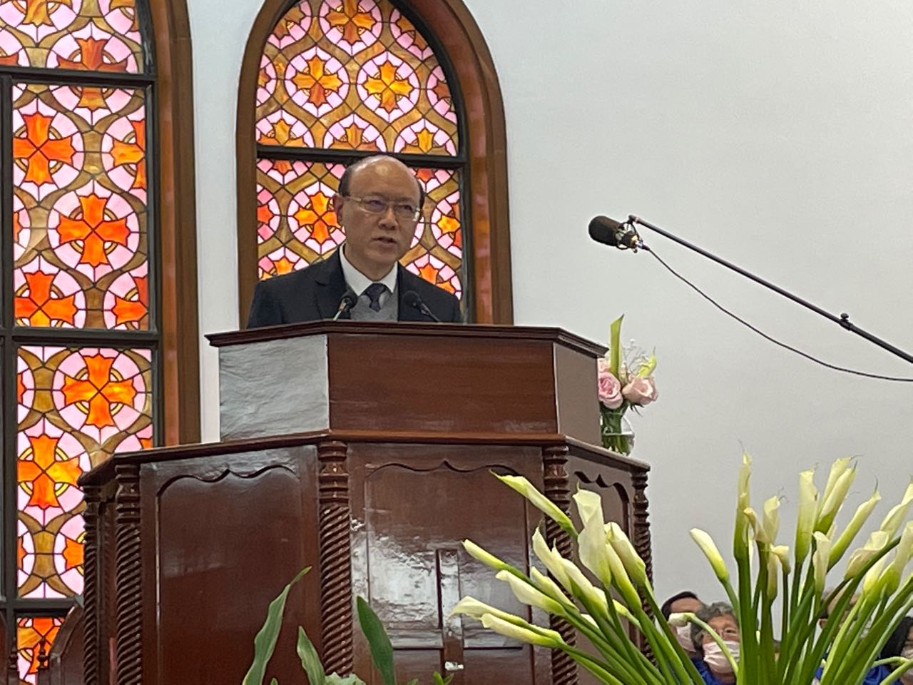 Elder Ou Enlin from Shanghai Grace Church shared on the topic of perfume and cross in a sermon on the afternoon of Good Friday, April 2, 2021.