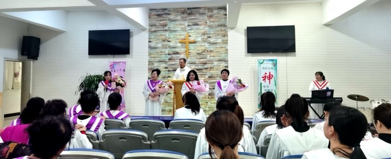 Four Christians dedicated themselves to serve as a member of the choir in Nanzhan Church in Dongfeng County in Liaoyuan City, Jilin Province, on April 16, 2021.