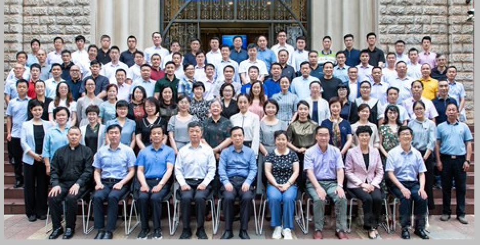 Nearly 100 members of theological education team from all over the country took a group picture in Kunming, Yunnan, during a training course held from the 16th to the 19th of June, 2021.