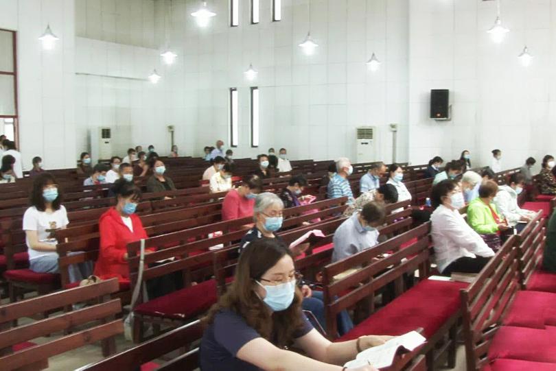 Yanjiao Church in Sanhe, Hebei Province held an in-person Sunday service under COVID-19 prevention and control measures on June 27, 2021. 