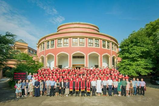 Graduates and faculty of East China Theological Seminary took a group picture on June 24, 2021.