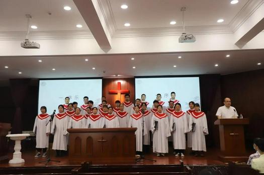 Zhejiang Theological Seminary held a opening service and ceremony of 2021 Fall semester in its auditorium on September 18, 2021.