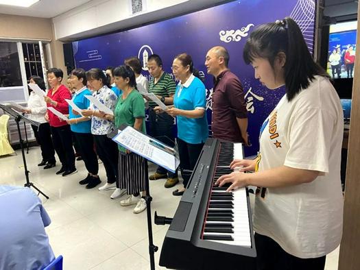 The Bible Study Fellowship of Jida Church in Kunming, Yunnan, presented the hymn "The Essence of Love" on the evening of Sep 15, 2021.  