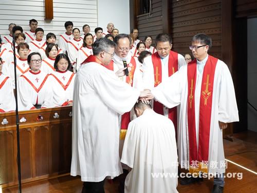 A male pastor was ordained in Sicheng Church, Hangzhou, Zhejiang,  on October 12, 2021.
