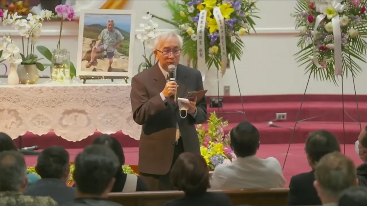 Pastor Gideon Chiu, the founder of the Church of Zion in 1982 in the U.S., memorized Rev. Fred Hsu in the memorial service held in New Jersey, the U.S., on November 13, 2021. 