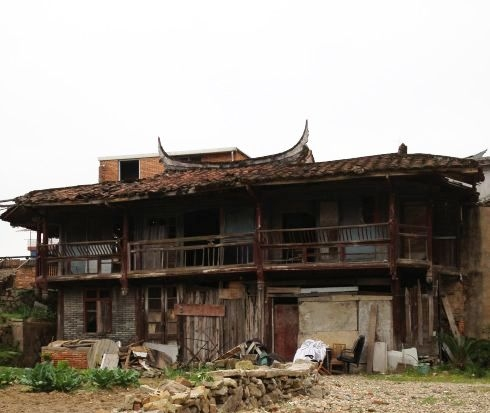 The old picture of Yangzhuo Cottage, an original site of a primary school built by British missionaries