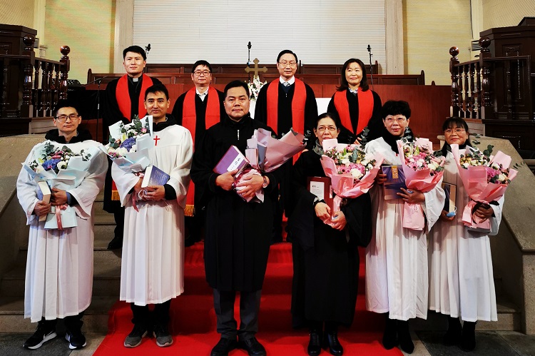 Pastors, newly appointed elders and deacons were pictured after an orientation service held in Shishan Church, Suzhou, Jiangsu, on December 26, 2021.