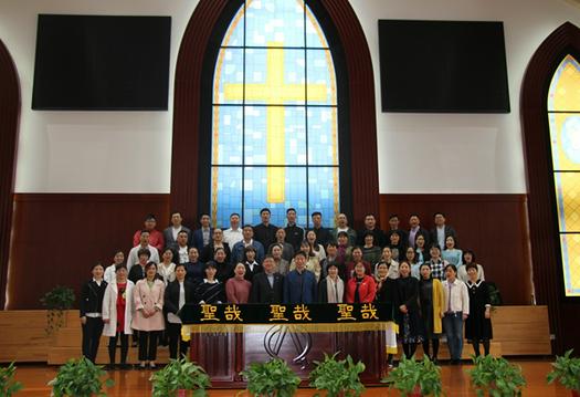 The chorus of Kunshan Church in Jiangsu Province paid a visit to Changshu Church, Suzhou, Jiangsu Province, on October 26, 2019.