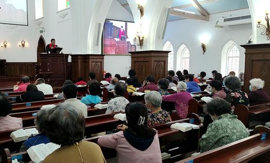 A church in Dalian, Liaoning, resumed its in-person Sunday service on May 29, 2022.