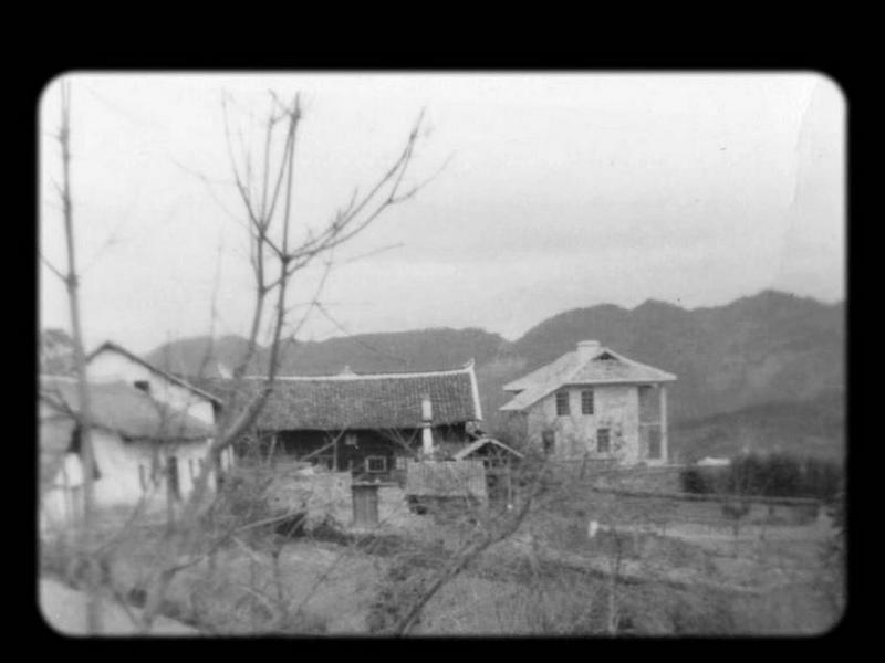 A historical picture of rural houses in Wenchuan County, Ngawa Tibetan and Qiang Autonomous Prefecture, Sichuan Province