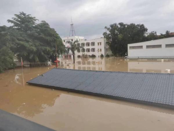  A flooded church in Yingde, Qingyuan City, Guangdong Province 