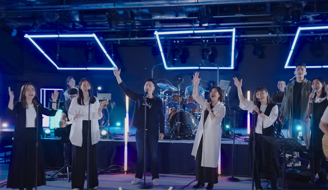 Stream of Praise and the KUA Worship Team jointly presented a hymn to release their first worship album on October 13, 2022.