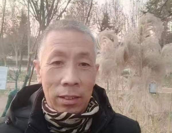 A picture of Fan Zhilin, a male pastor in Wanrong County, Yuncheng City, Shanxi Province