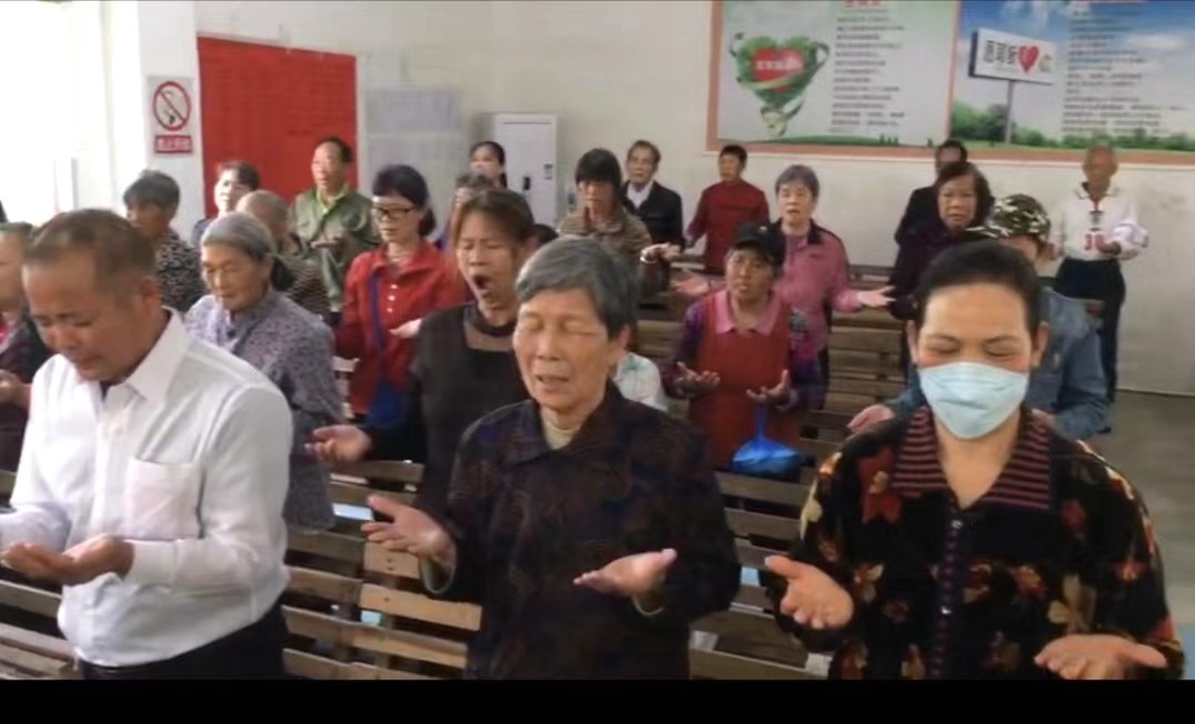 The congregation attended an evangelistic meeting held in Hepy Church, Guangxi Zhuang Autonomous Region, on March 6, 2023.