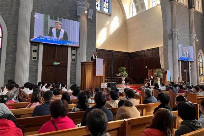 An Easter Sunday service was held at Dushu Lake Church, in Suzhou City, Jiangsu Province, on April 9, 2023.