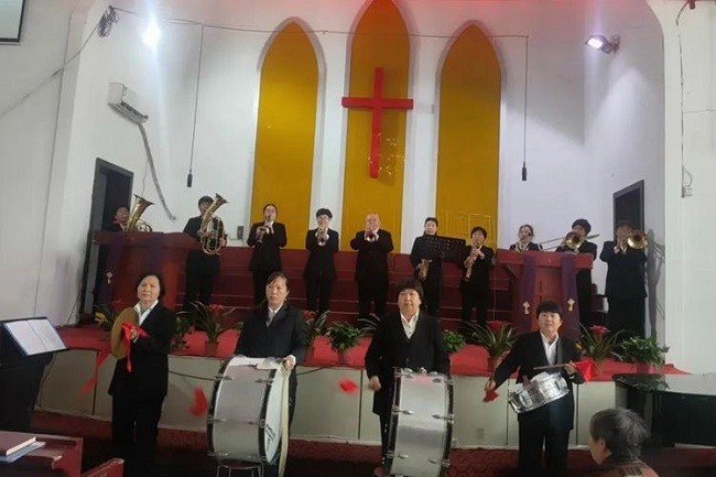 The Immanuel Orchestra performed a program during an Easter Sunday service at Shanxian County Central Church, in Heze City, Shandong province, on Easter Sunday, April 9, 2023.